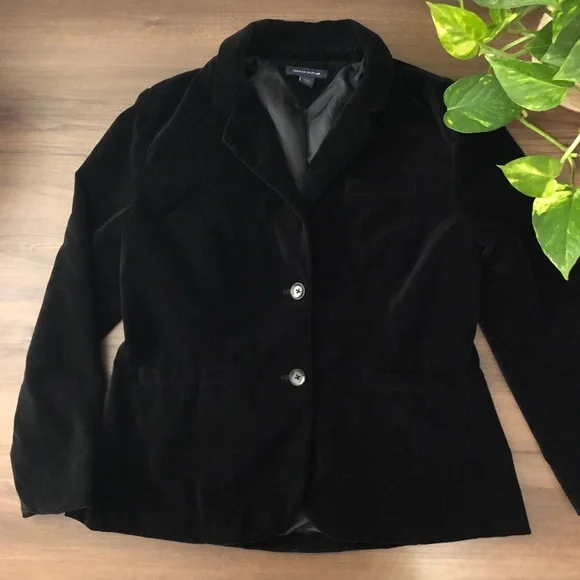 *SOLD* Tommy Hilfiger Black Velvet Blazer Jacket - Picture 3 of 8